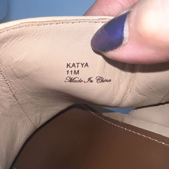 Donald J Pliner Katya in Leather and Croco Embossed - Picture 13 of 15